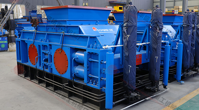 花崗巖液壓對(duì)輥制砂機(jī)廠家給出的價(jià)格是多少？